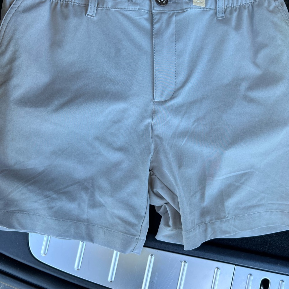 New With Tags $65 Men's CHUBBIES 6" Gray Shorts Size LARGE Draw Strings ❤️❤️❤️ - Picture 2 of 6